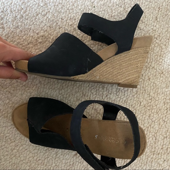 Black Espadrilles Wedges size 8 - Picture 2 of 2